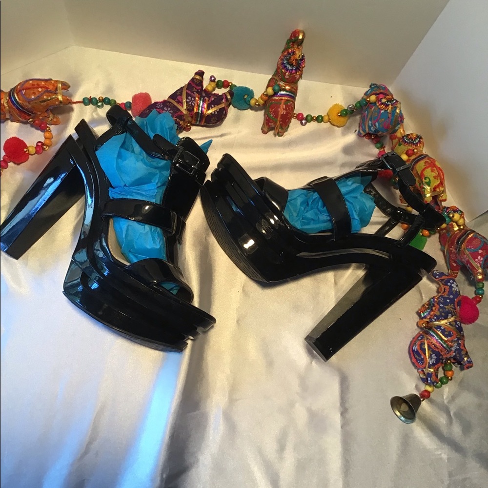COPY - 🌲Gianni Bini heel🌲🎁 - Picture 5 of 6